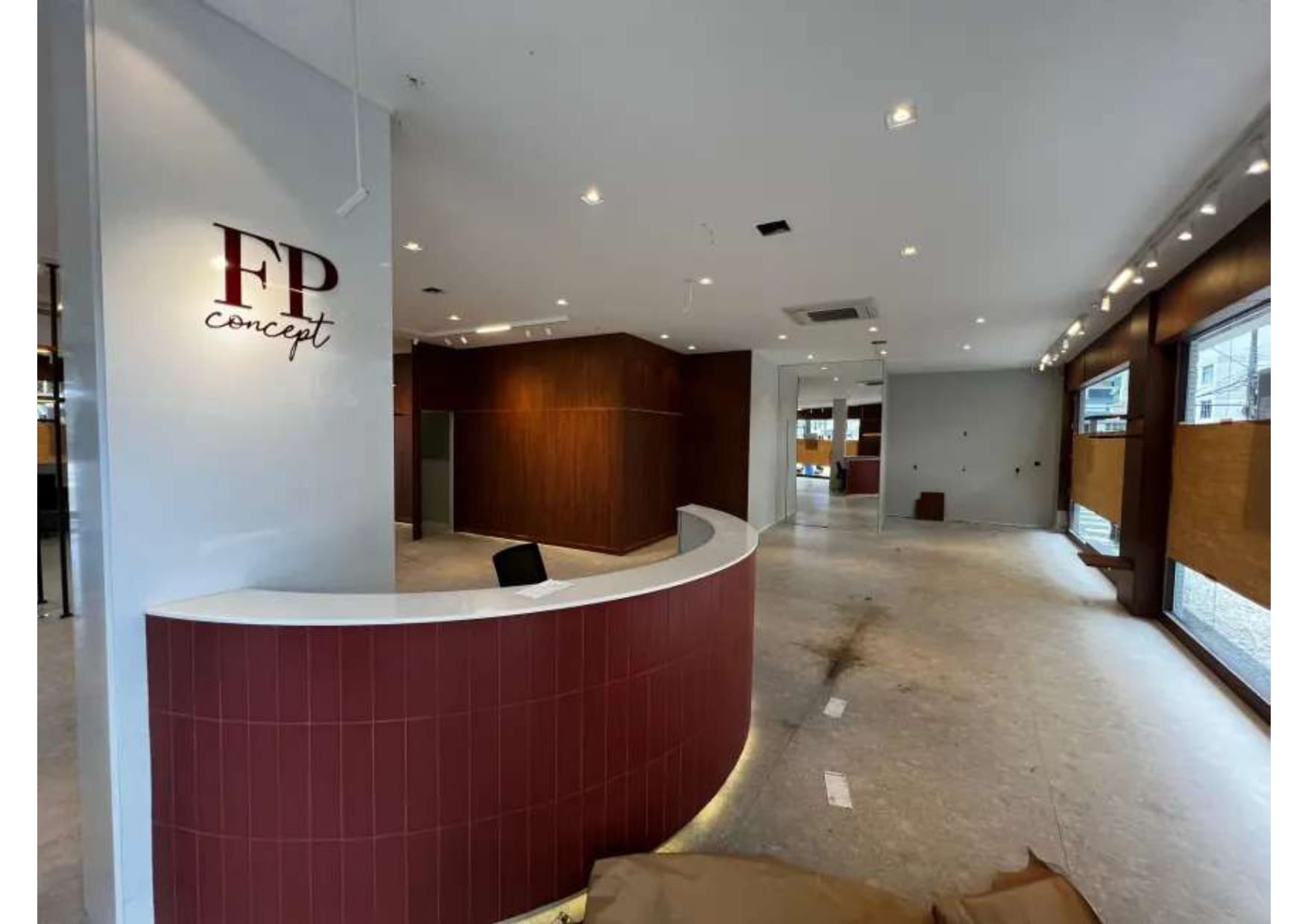 Esquina Av. Brasil · 282 m² vista mar